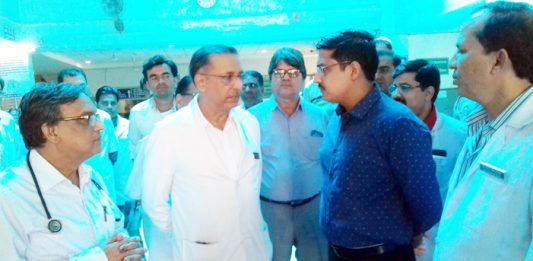 collector kumarpal Gautam bikaner visit PBM hospital Bikaner