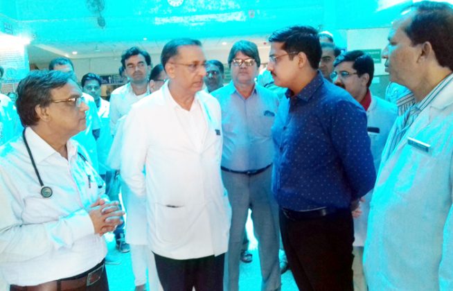 collector kumarpal Gautam bikaner visit PBM hospital Bikaner