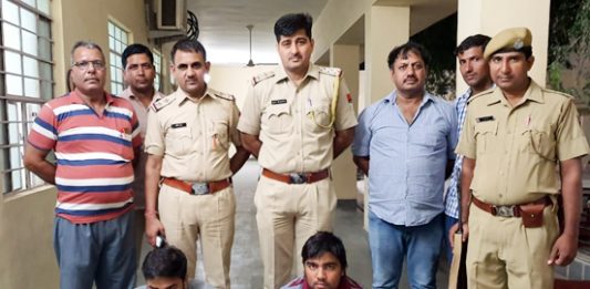 Subhash Bijarniya SHO Gangashahar Police Thana And Police Team With Arresh Criminals