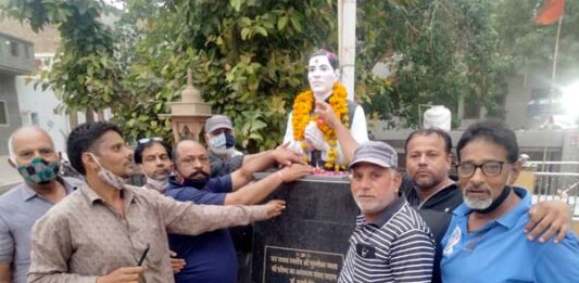 Jannayak Murlidhar Vyas Sutharon Ki Badi Guwad Bikaner