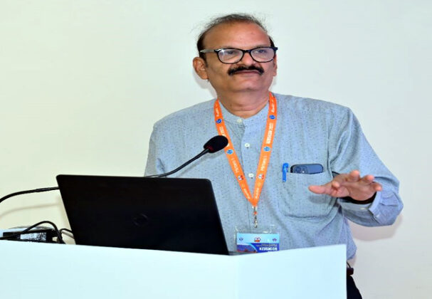 Dr. Mukesh Arya, Head, Department of Urology, SP Medical College