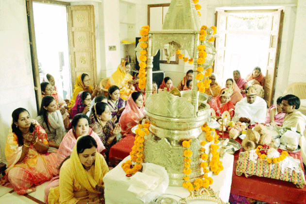 Pratishtha Maha Mahotsav begins in Lord Muni Suvrat Swami Jinalaya