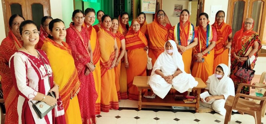 Shashi Golchha president of Terapanth Mahila Mandal Bhinasar