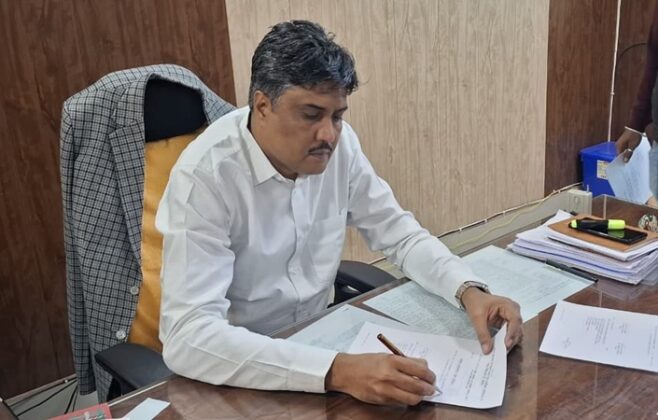 Pawan Kaswan financial advisor at SP Medical College