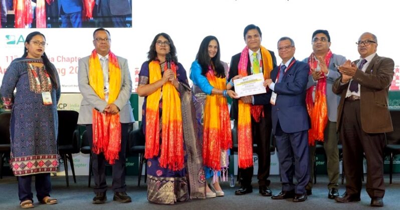 Dr. Bal Kishan Gupta from Bikaner honored with the ACP India Educator Award.